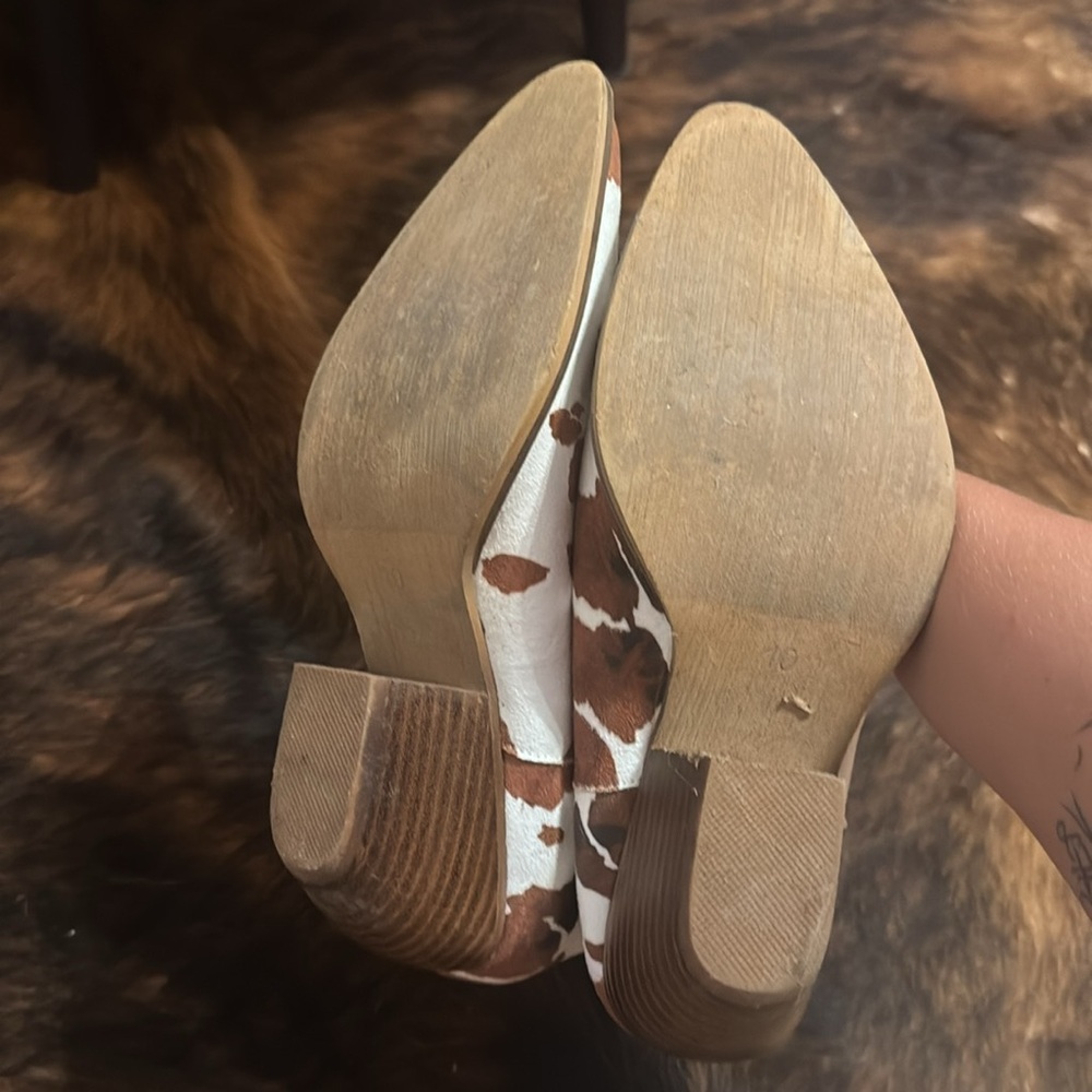 Cowprint boots - Picture 3 of 4